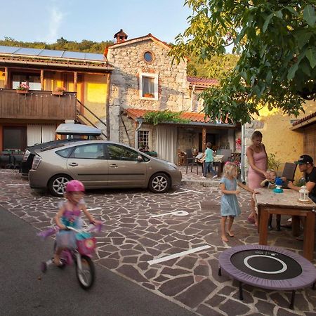 Hostel Xaxid Crni Kal Exterior photo