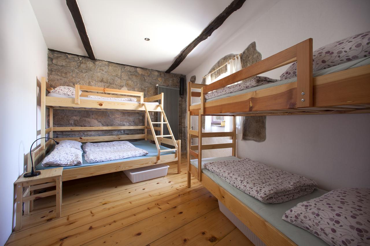 Hostel Xaxid Crni Kal Exterior photo